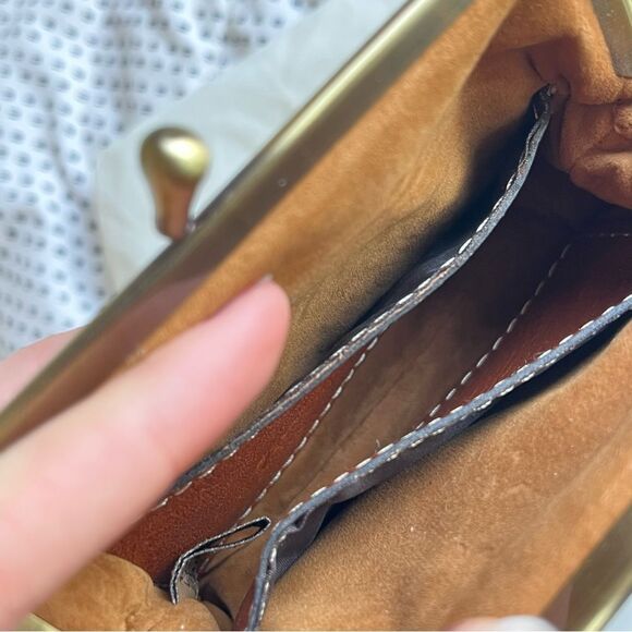 NWT | PATRICIA NASH British Tan Kisslock Coin Card Holder Pouch - Picture 7 of 9